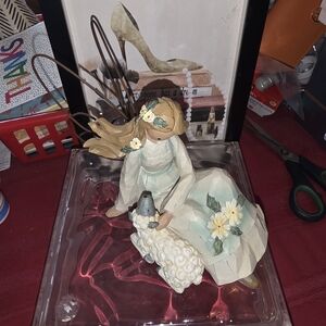 Country Blessings Figurine Lady With Dheep